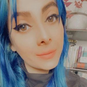 Meet your Posher, Samantha